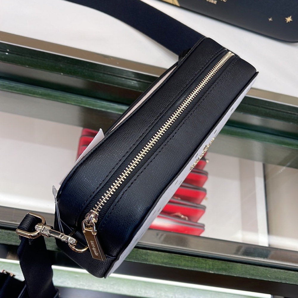 Disney X Kate Spade Beauty Mini Camera Crossbody Bag Cream Multi
 NWT - Picture 5 of 16